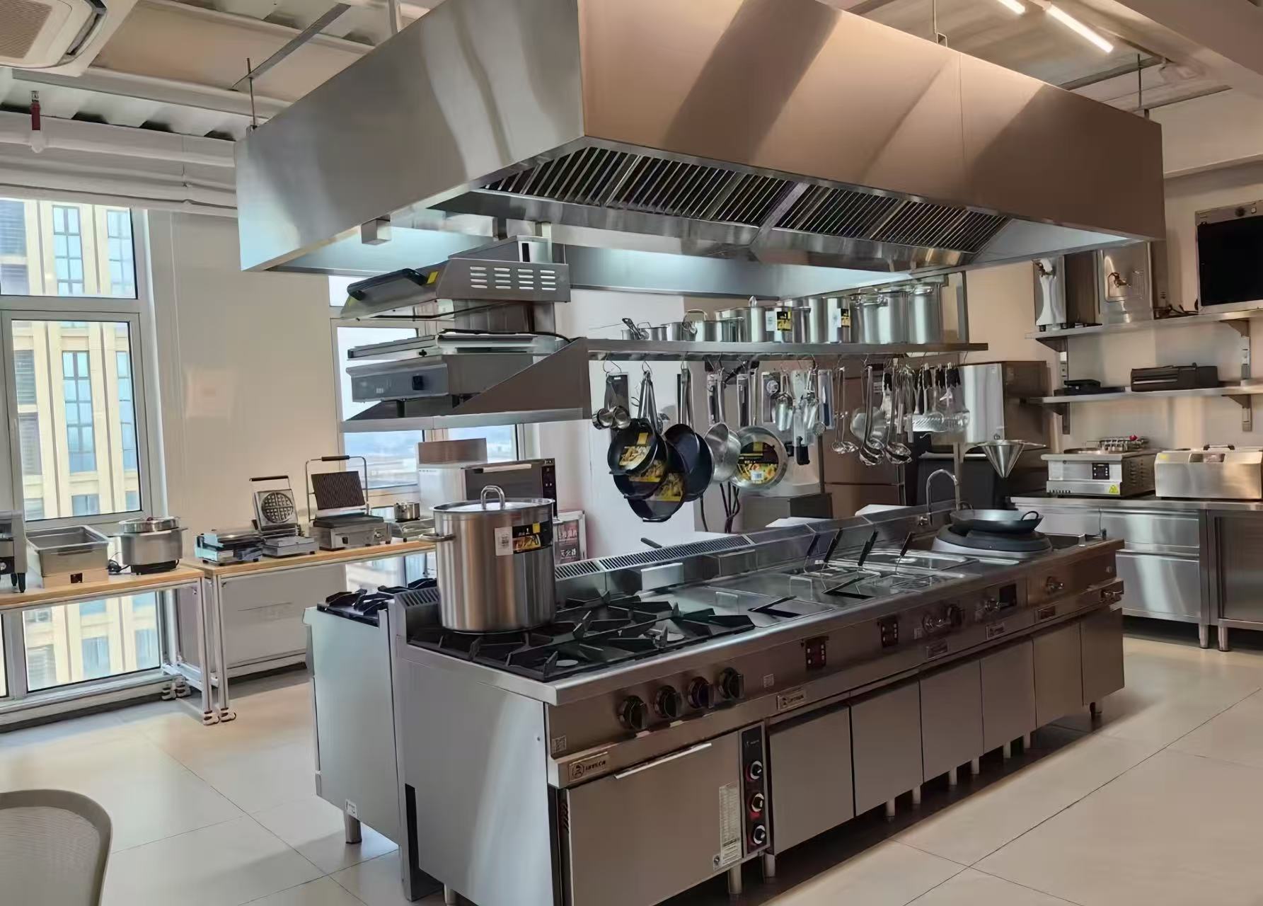 Overall kitchen